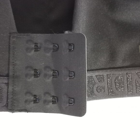 LNDR black "Locked and Loaded" sports bra - Picture 13 of 14